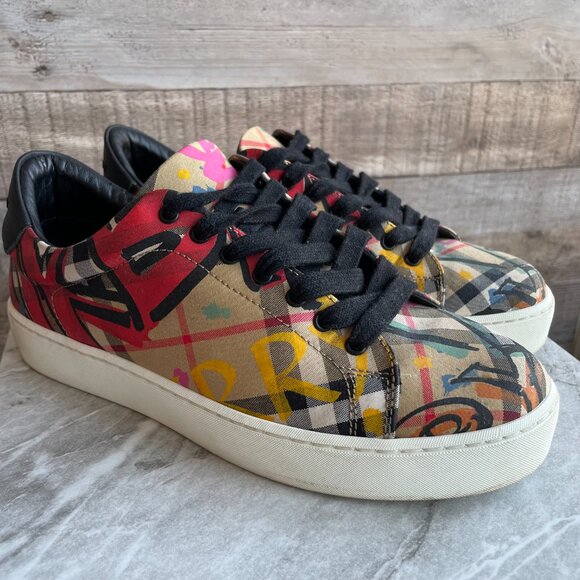 Burberry Westford Graffiti Low Top Sneaker - Picture 2 of 13